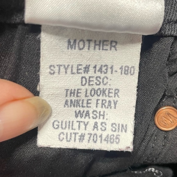 MOTHER Looker Ankle Fray in Guilty As Sin Size 27 - Picture 13 of 15